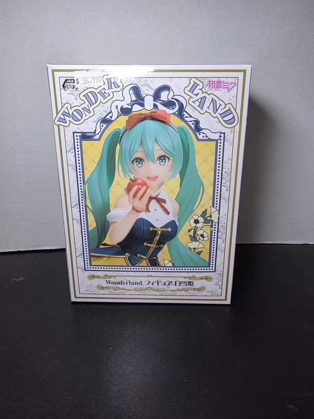 Hatsune Miku Wonderland Snow White Ver. Figure TAITO New NIB US Seller